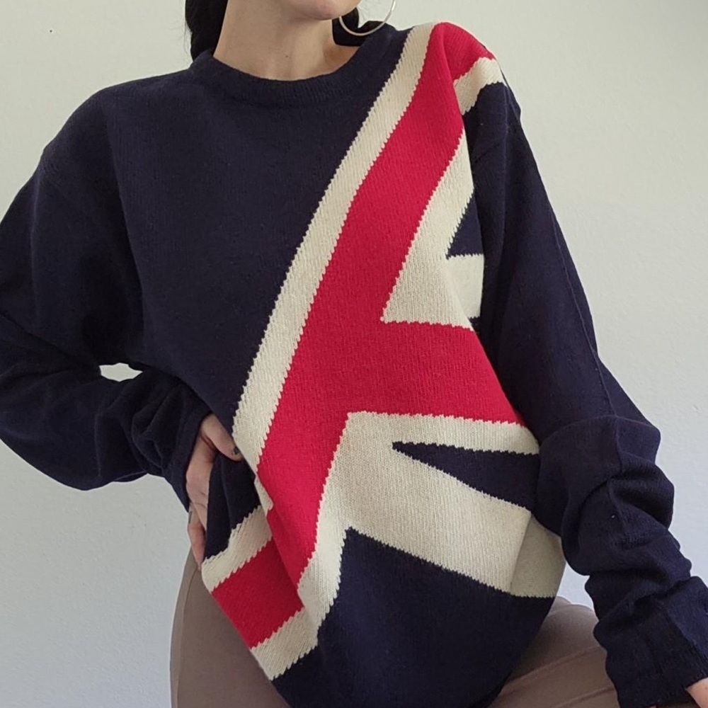 Adorable Vintage English Flag Sweater